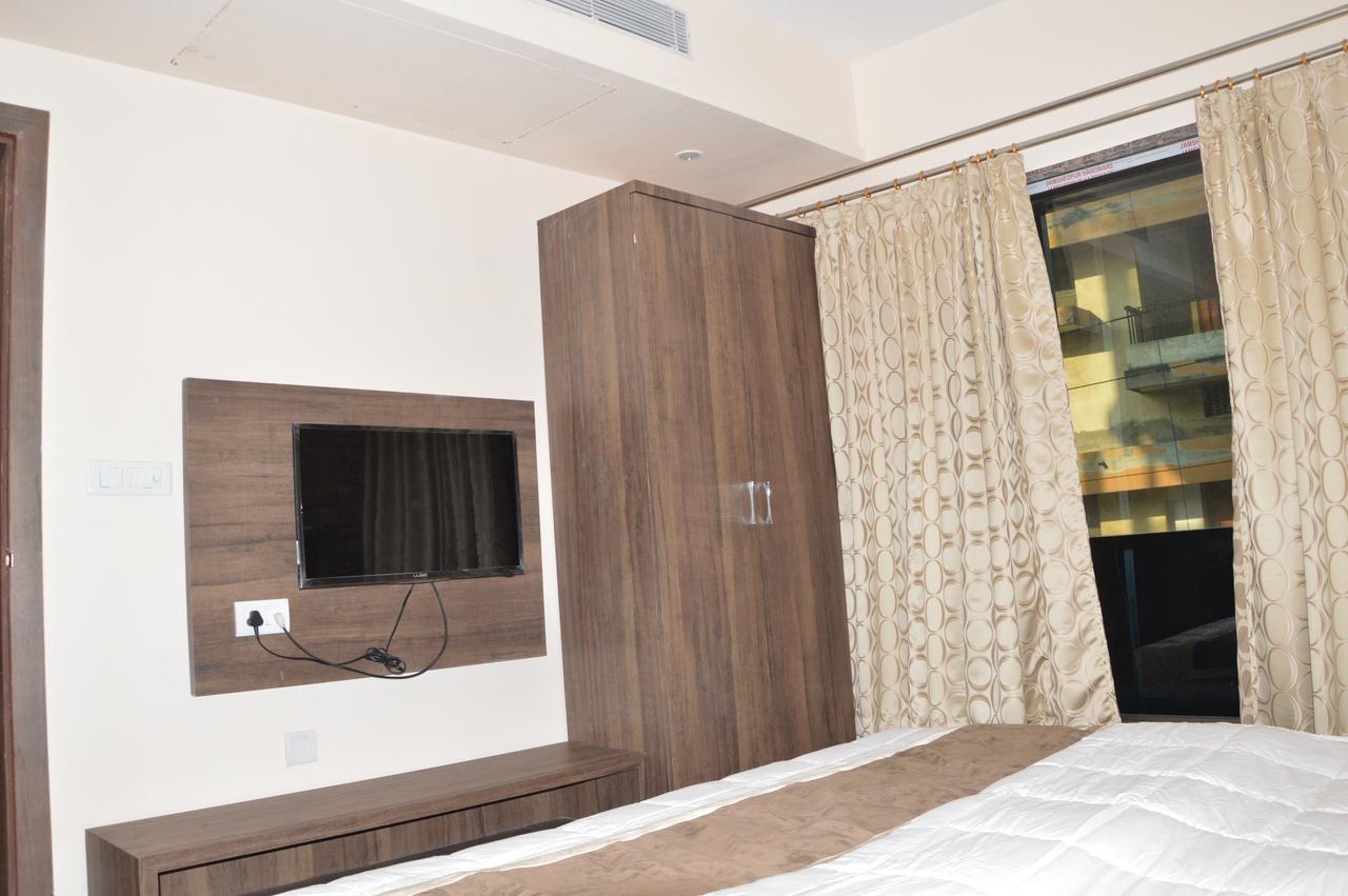 Hotel Ab Palace 贾姆谢德布尔 外观 照片